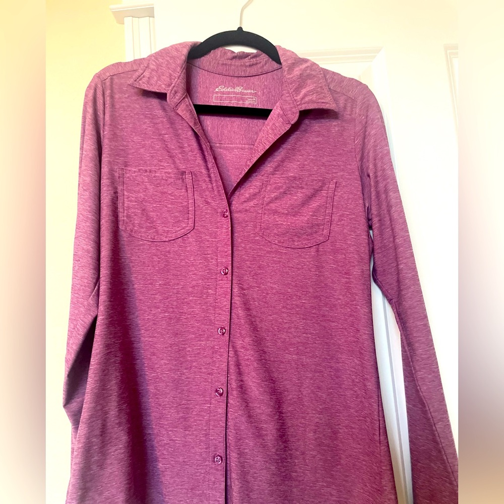 Women’s Eddie Bauer shirt plum color size M